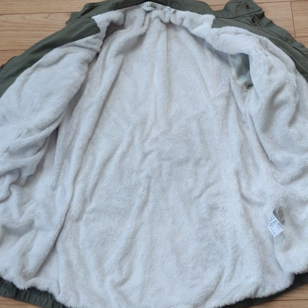 L.L. Bean Olive Green Utility Jacket with Faux Fur Lining Size Medium - Picture 7 of 12